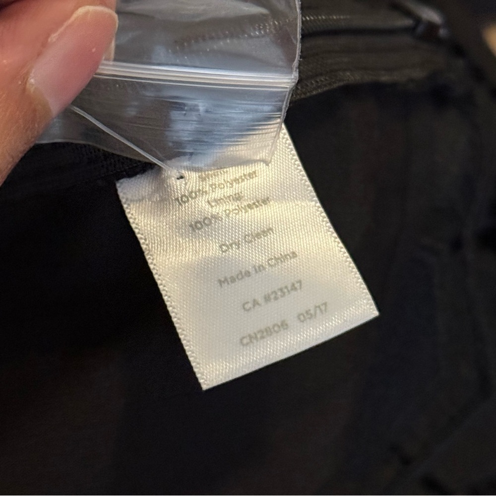 NEW $129 RSVP by Talbots Top Size L Black Geometric Blouse Lace Overlay Top NWT - Picture 8 of 8